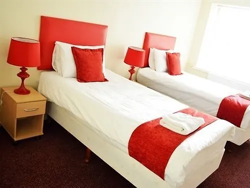 Hotel Express Newcastle Гейтсхед 3*,